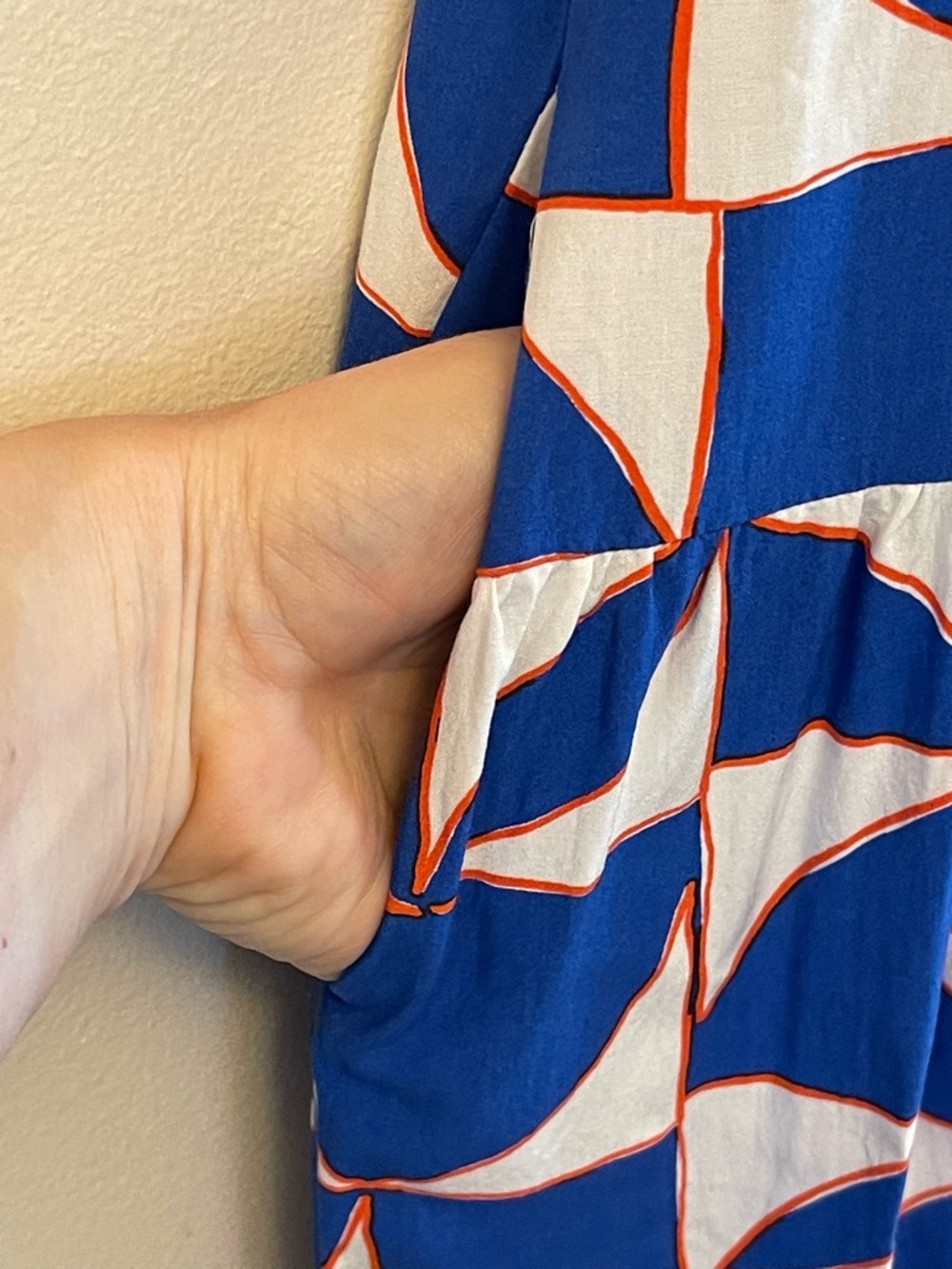 Women's Blue Geometric Tiered Maxi Dress - Picture 4 of 11